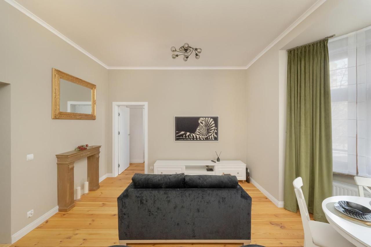 Aesthetic One Bedroom Apartment In Wroclaw By Noclegi Renters المظهر الخارجي الصورة